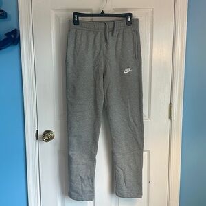 Gray Nike Sweatpants Women’s Small